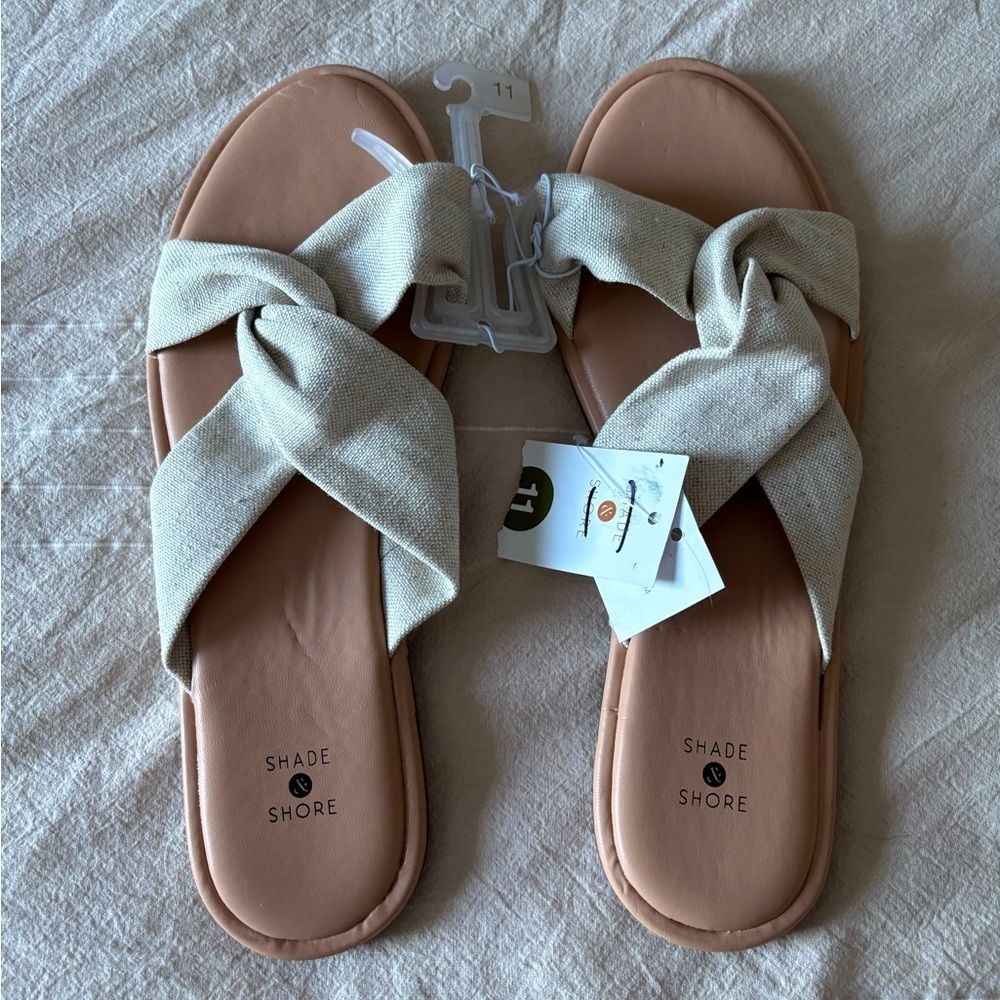 NWT Shade & Shore Beige Sandals size 11